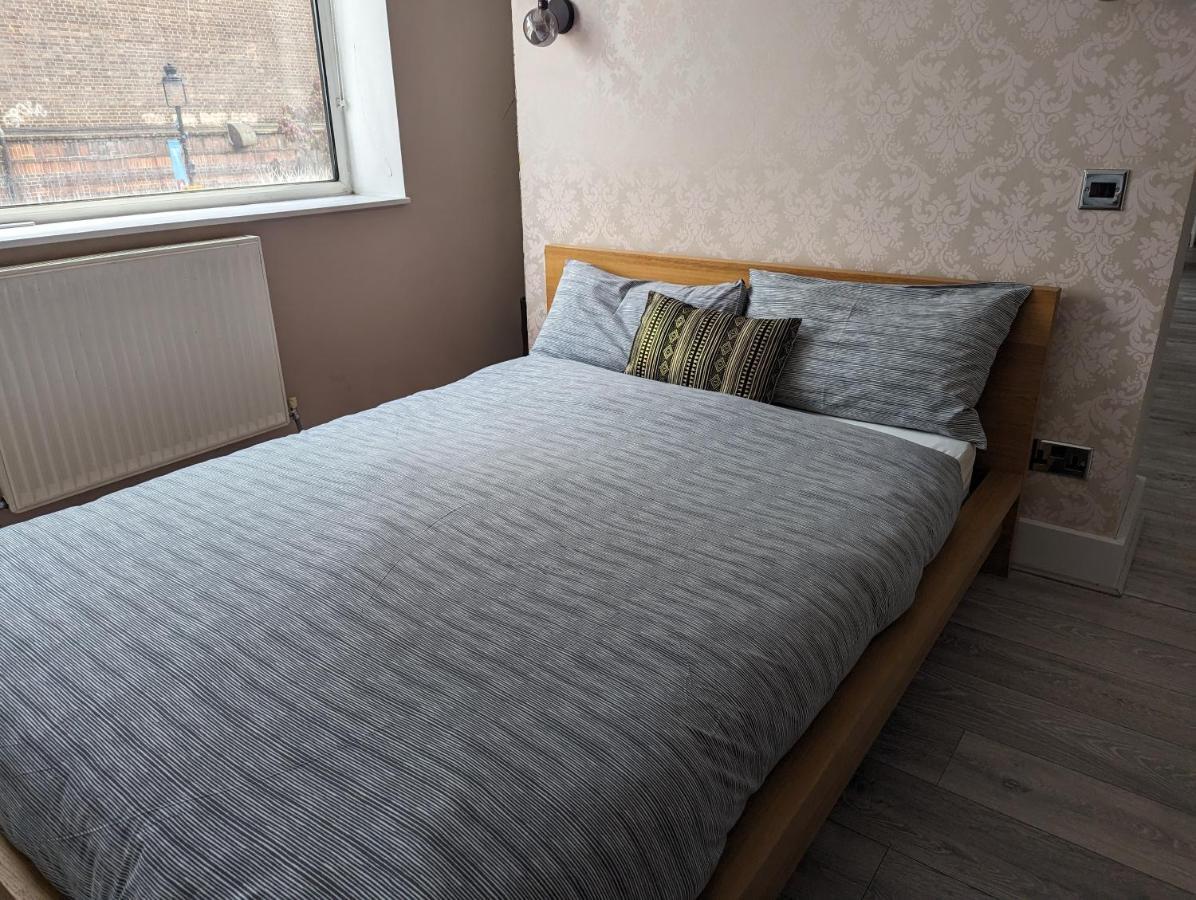 Flat In Camden Town Apartment ลอนดอน ภายนอก รูปภาพ